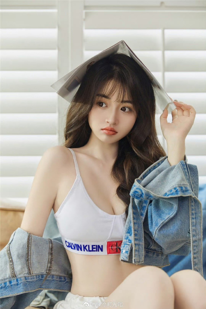 唐伯虎点秋香 封面